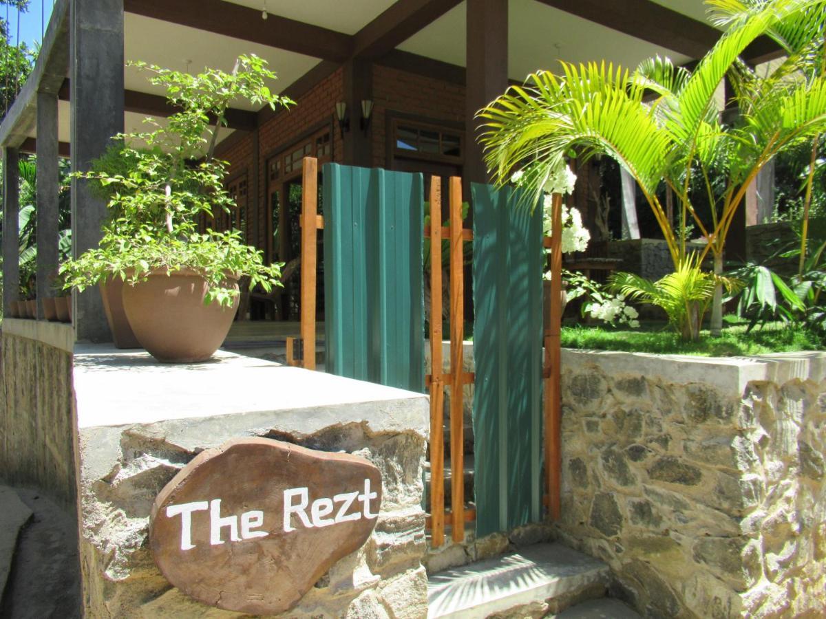Bed and Breakfast The Rezt Елла Екстер'єр фото