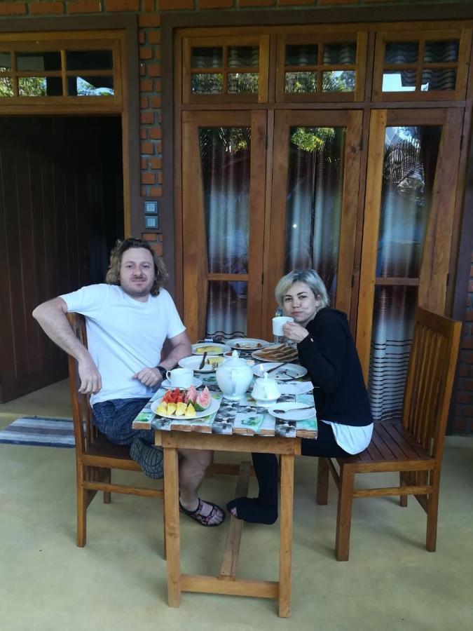 Bed and Breakfast The Rezt Елла Екстер'єр фото